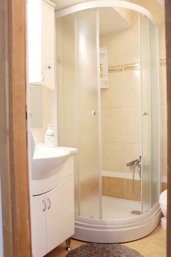 Apartment Evelina Пула Екстериор снимка